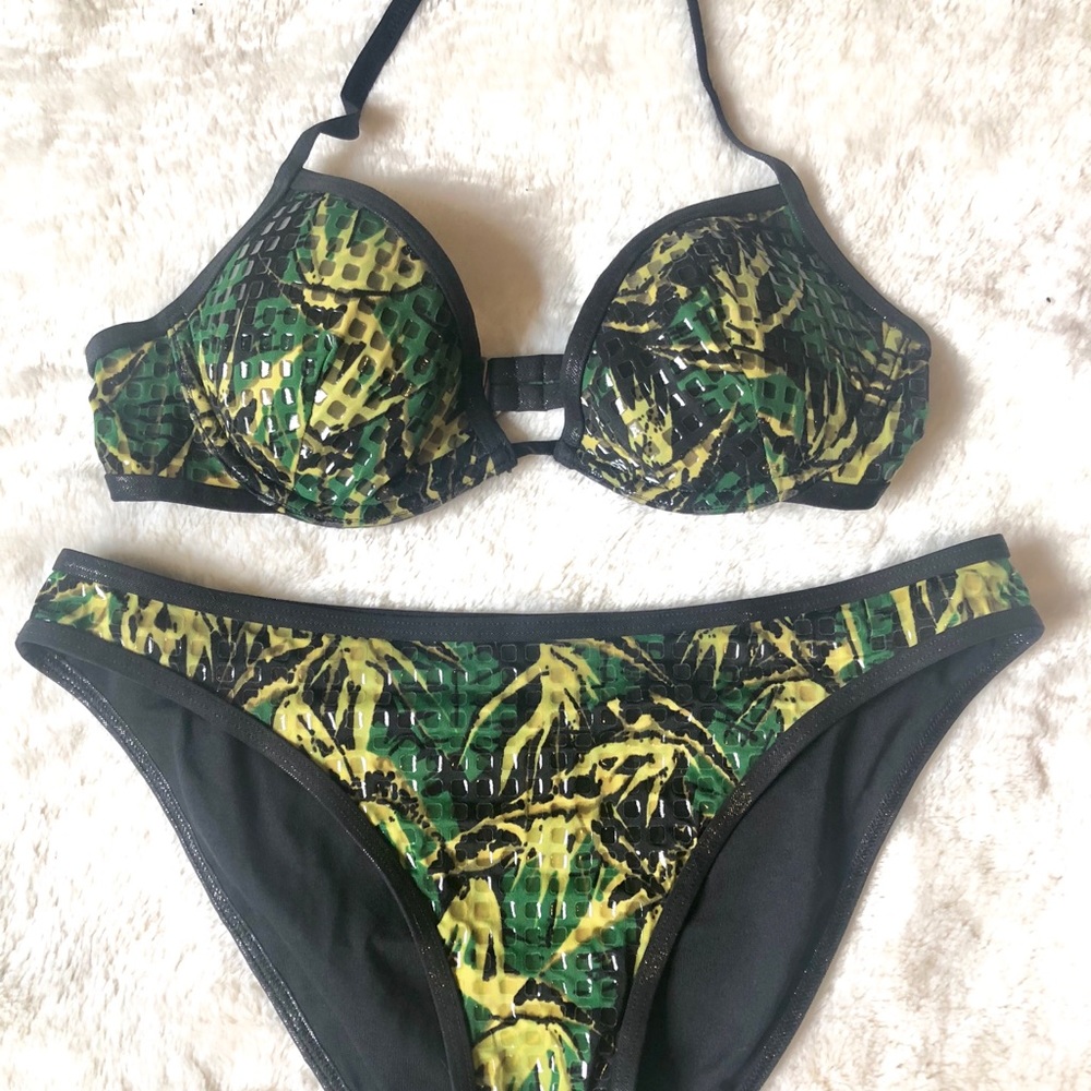 Victorias Secret Fern Push Up Bikini Swimsuit 2pc Set 34b S